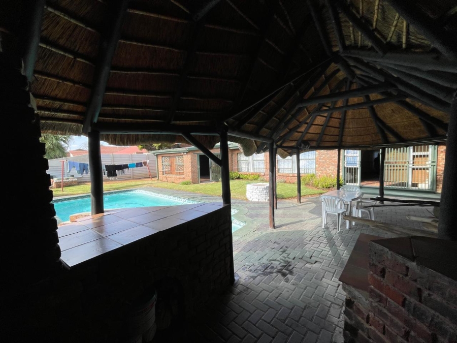 4 Bedroom Property for Sale in Riebeeckstad Free State